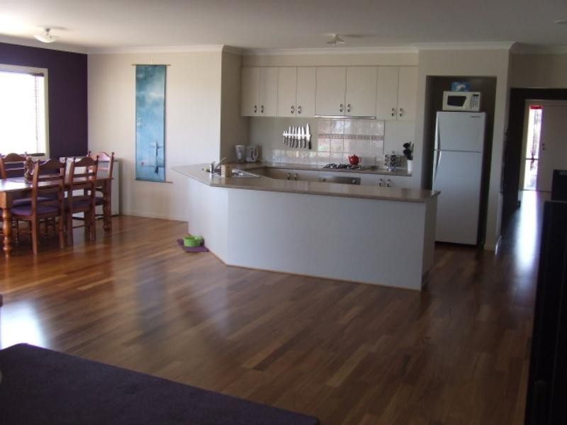 99 VALLEY DRIVE,, Hidden Valley VIC 3756