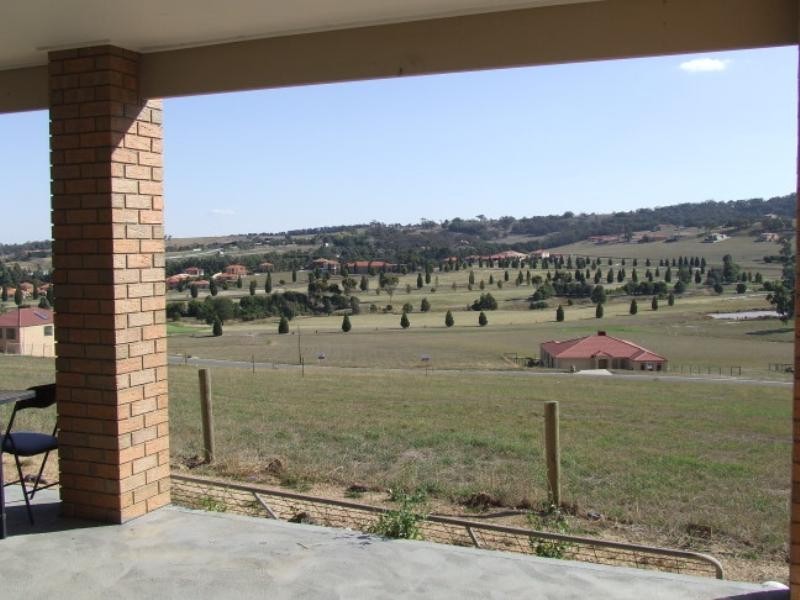 99 VALLEY DRIVE,, Hidden Valley VIC 3756