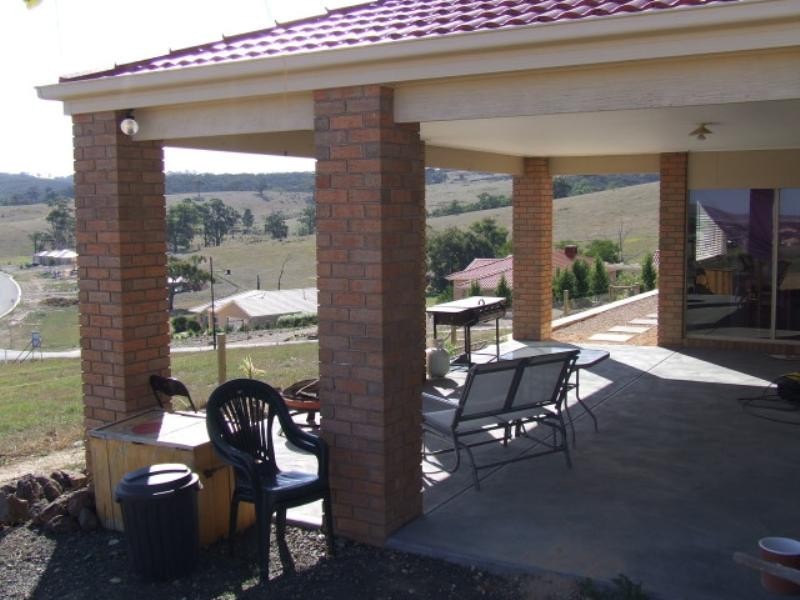 99 Valley Drive, Hidden Valley VIC 3756