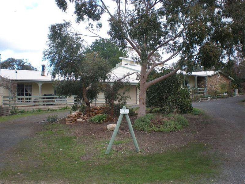 8 COOKE Drive, Pyalong VIC 3521