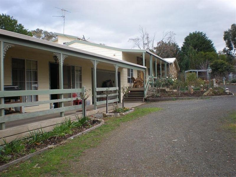 8 COOKE Drive, Pyalong VIC 3521