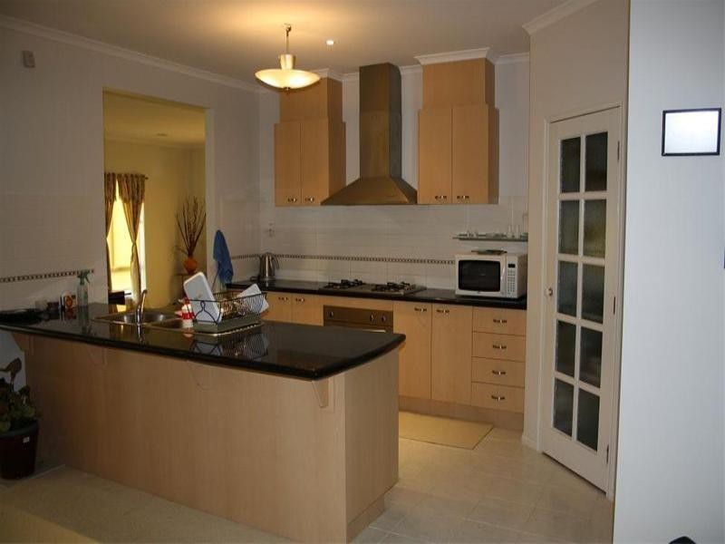 24 Craig Parry Drive, Hidden Valley VIC 3756