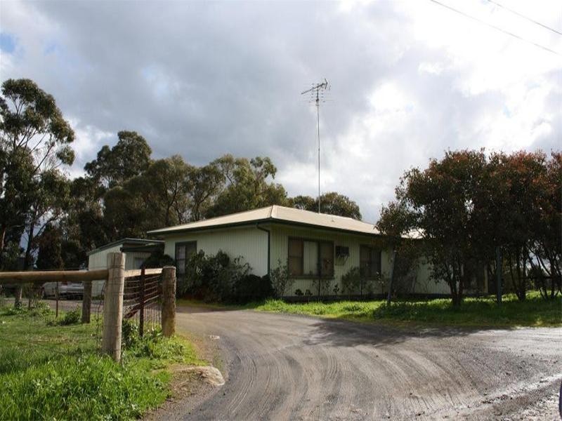 9-15 Burgess Road, Kilmore VIC 3764