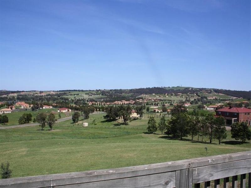 51 Toscana, Hidden Valley VIC 3756