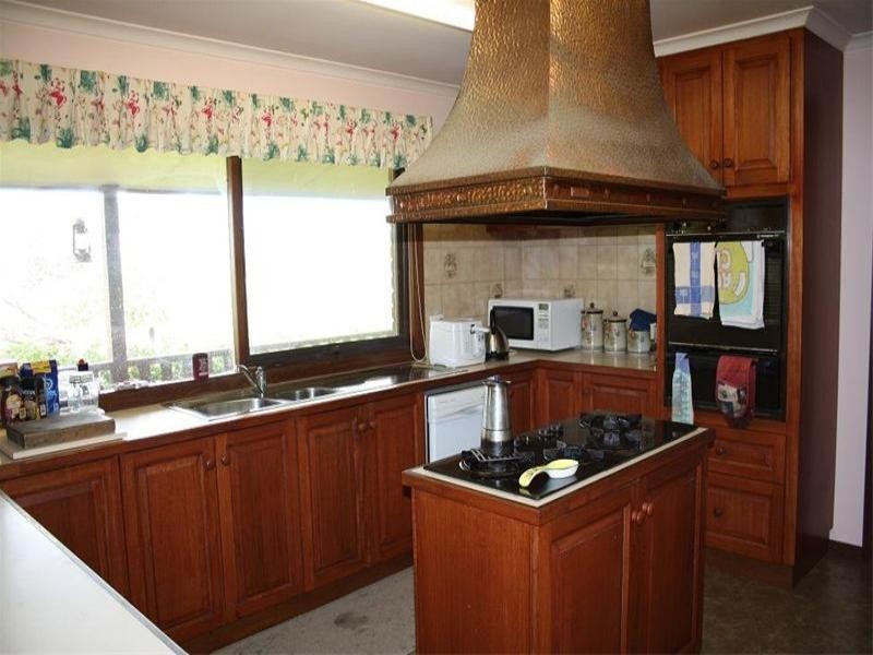 51 Darraweit Road, Wallan VIC 3756