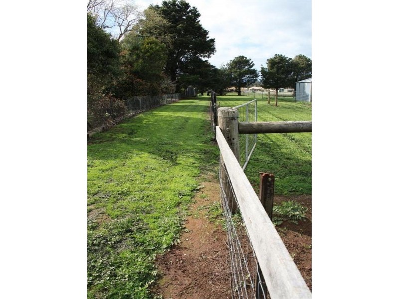 51 Darraweit Road, Wallan VIC 3756