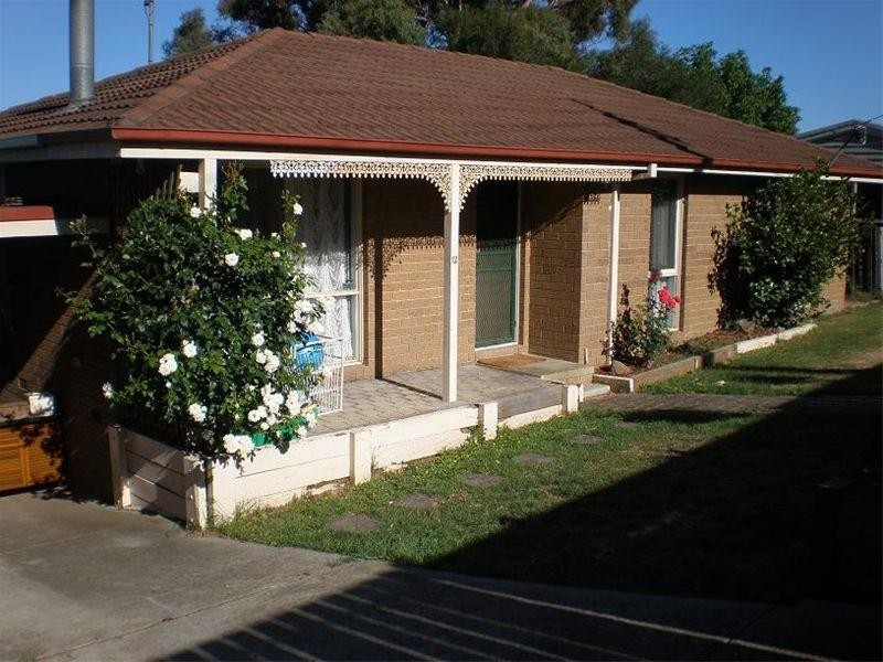 12 Steven Street, Clonbinane VIC 3658
