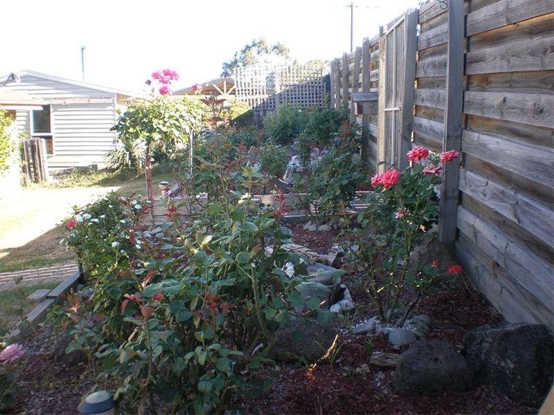 12 Steven Street, Clonbinane VIC 3658