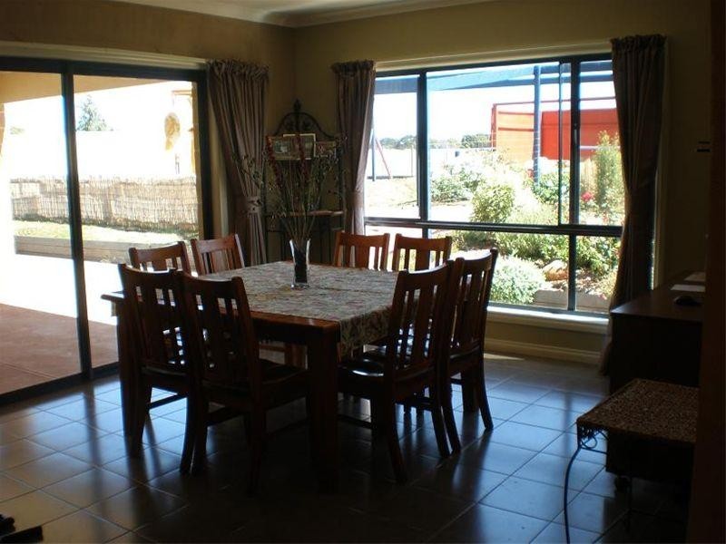 11 Crimmins Way, Kilmore VIC 3764