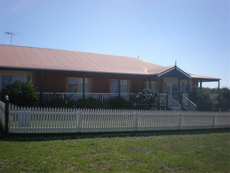 3841 Romsey Road, Darraweit Guim VIC 3756