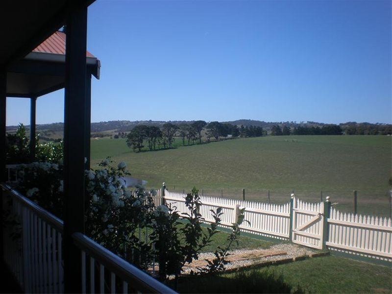 3841 Romsey Road, Darraweit Guim VIC 3756