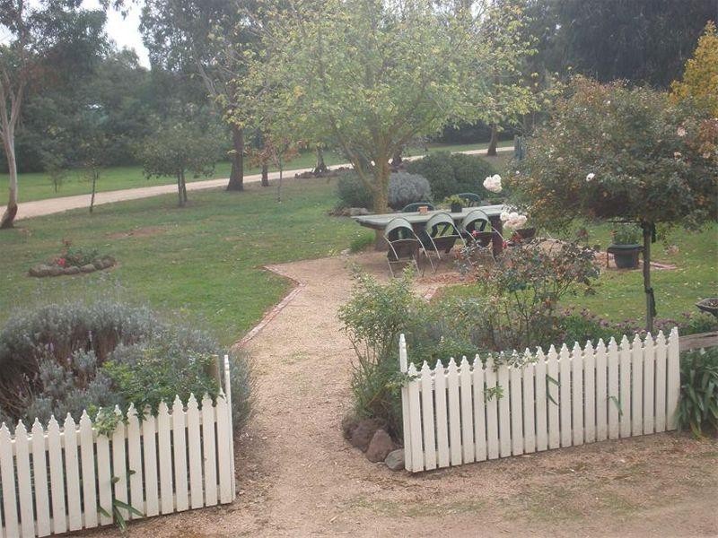 51 Glendonald Road, Darraweit Guim VIC 3756