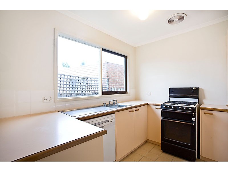 5 Mitta Mitta Way, Meadow Heights VIC 3048