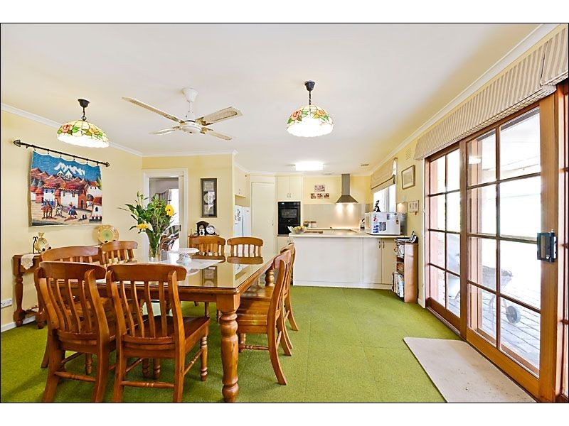 10 Range Avenue, Heathcote Junction VIC 3758