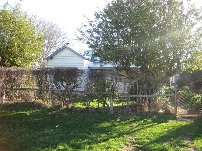 5 Foy Street, Lancefield VIC 3435