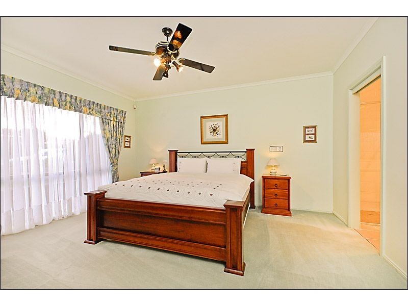 2 Roulston Way, Wallan VIC 3756