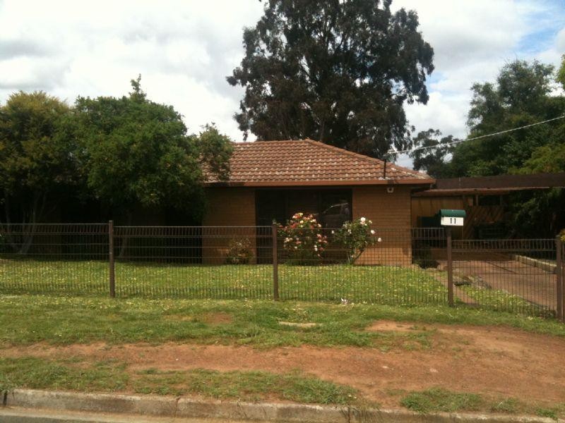 11 Wedding Drive, Wallan VIC 3756