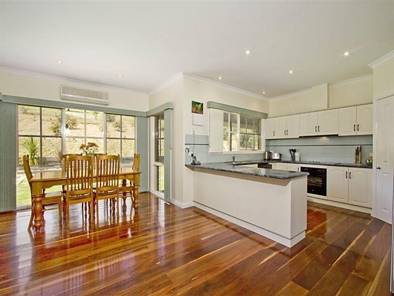 215 Sunday Creek Road, Kilmore East VIC 3764