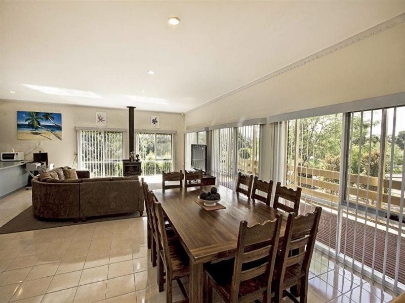 2 Kooralinga Drive, Wandong VIC 3758