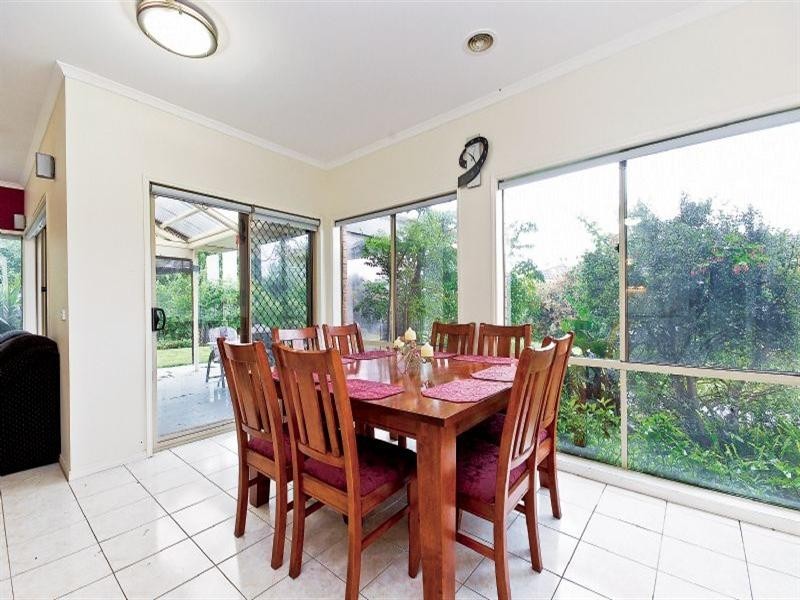 15 William Hovell Pass, Craigieburn VIC 3064