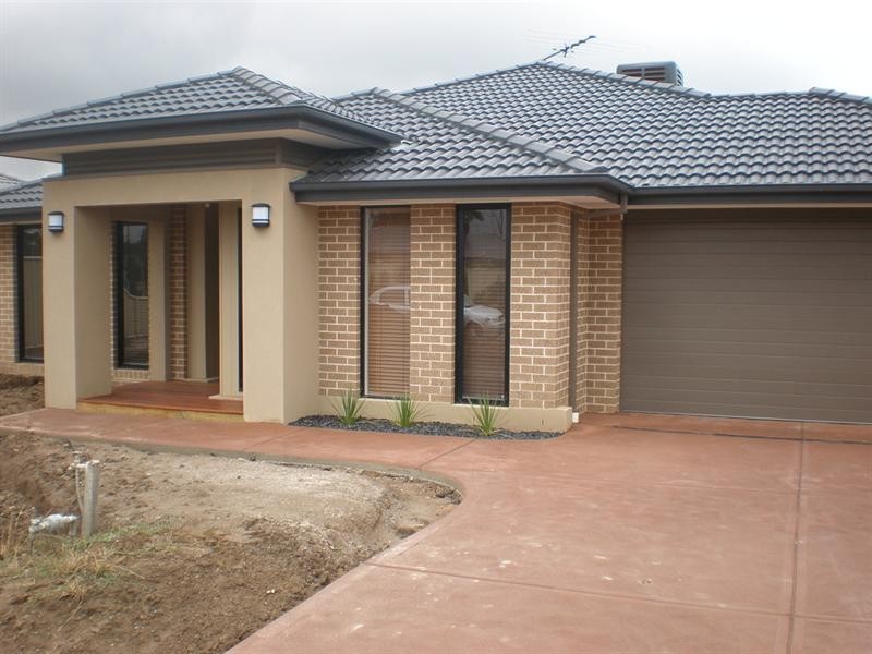 17 Almond Avenue, Wallan VIC 3756