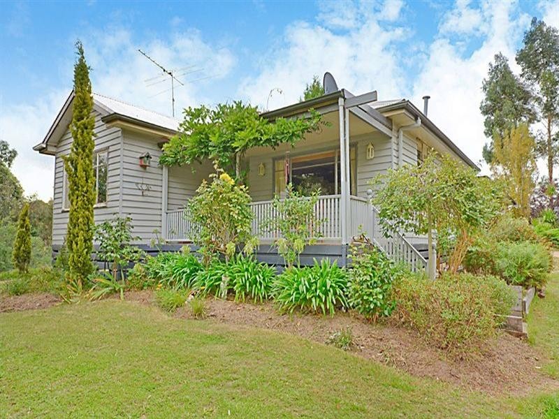 6 Cathery Court, Pyalong VIC 3521