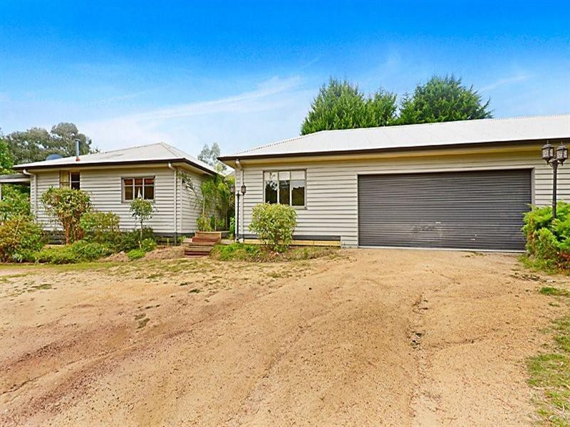 6 Cathery Court, Pyalong VIC 3521