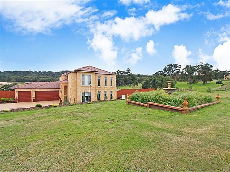 10 Siena Ridge, Hidden Valley VIC 3756