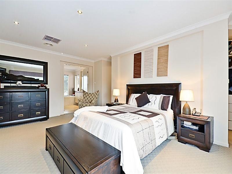 10 Siena Ridge, Hidden Valley VIC 3756