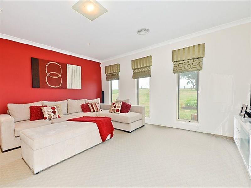 10 Siena Ridge, Hidden Valley VIC 3756