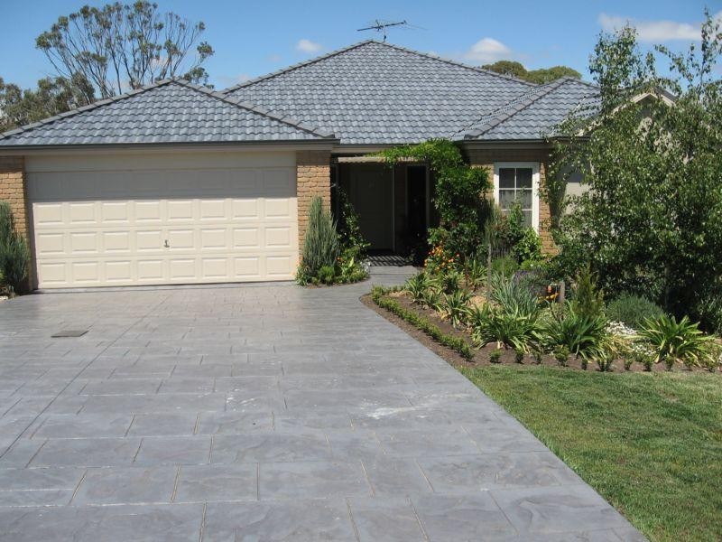 21 Robinia Court, Kilmore VIC 3764
