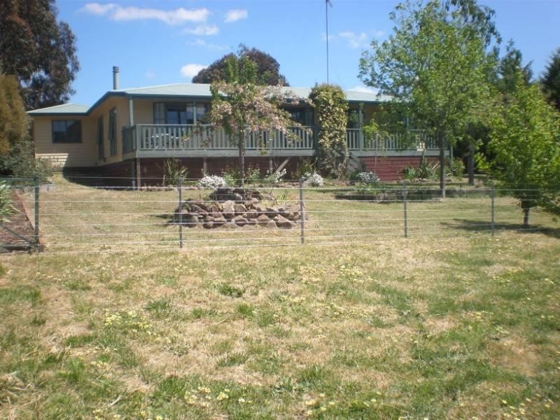 4 Cooke Drive, Pyalong VIC 3521