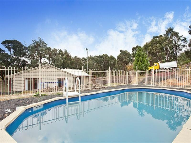 18 Eucalypt Road, Heathcote Junction VIC 3758