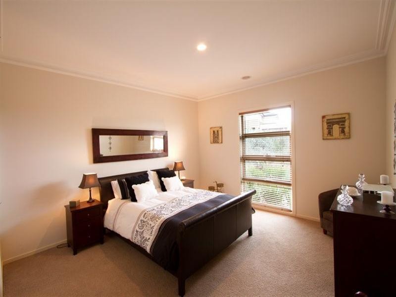 28 The Strand, Sunbury VIC 3429