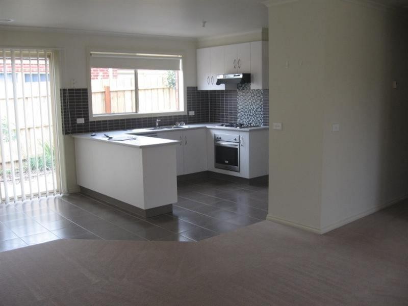 141 Raglan, Wallan VIC 3756