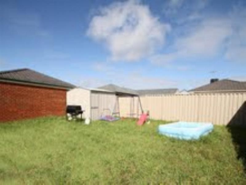 18 Laffy Street, Wallan VIC 3756