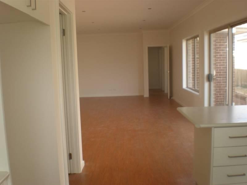 5 Blue Lake Drive, Wallan VIC 3756