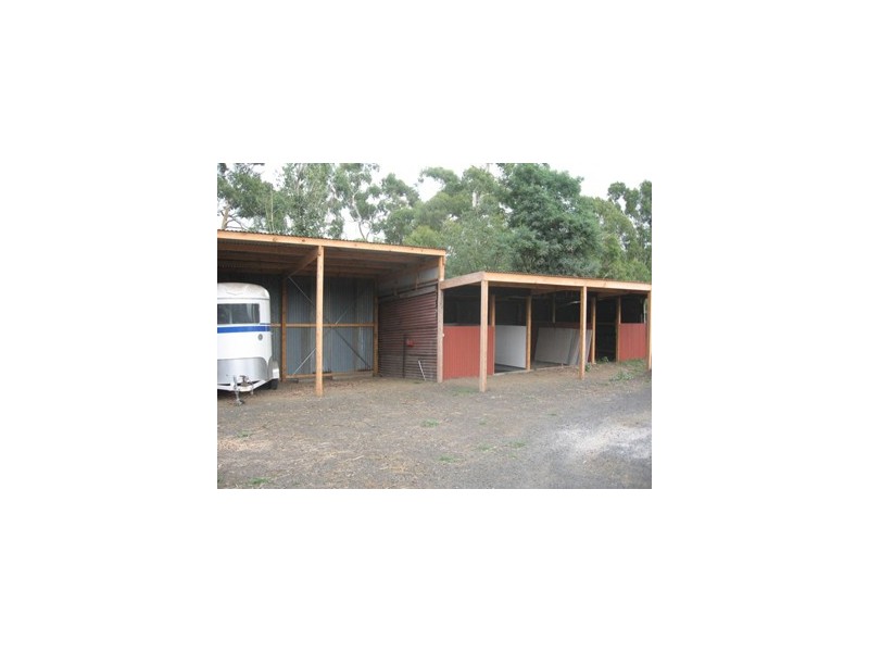 420 SUNDAY CREEK Road, Broadford VIC 3658