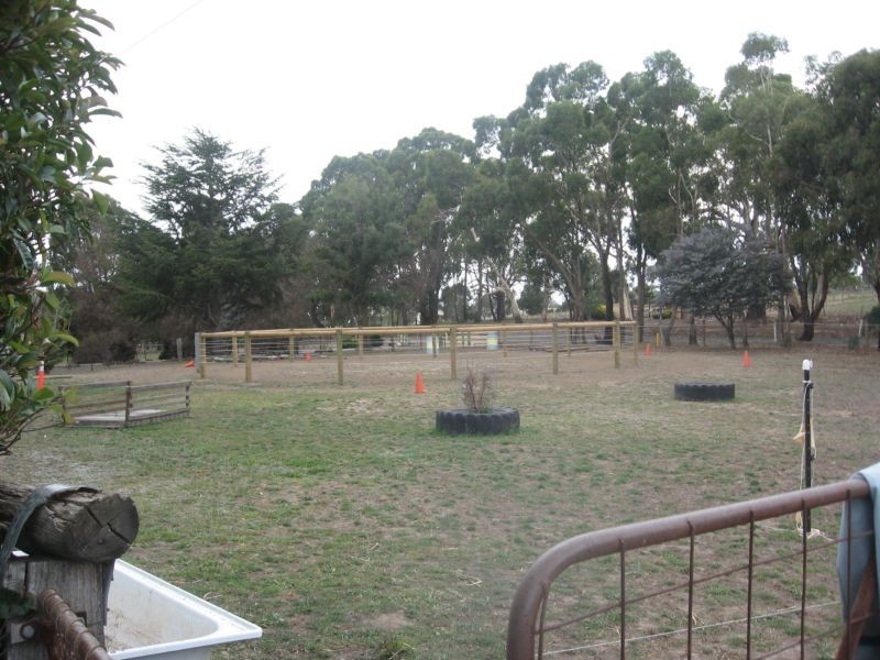 420 SUNDAY CREEK Road, Broadford VIC 3658