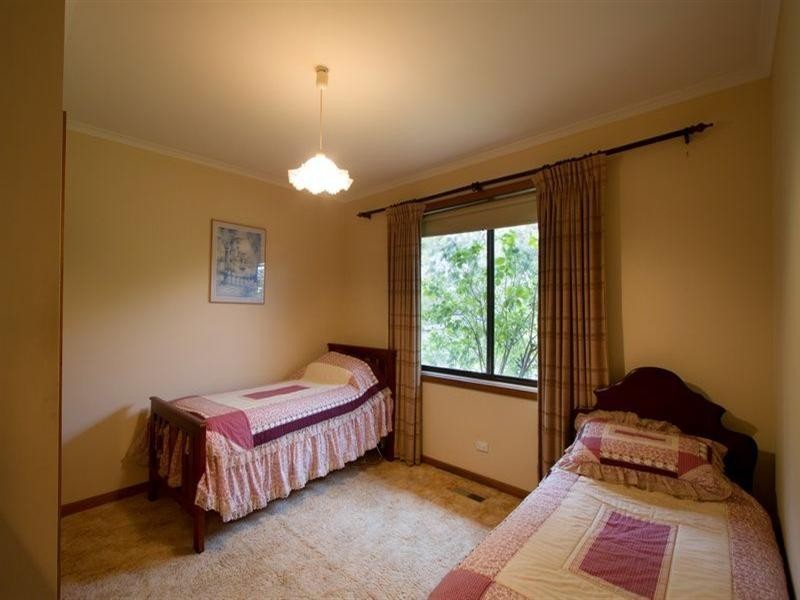 1 Wrixon Street, Romsey VIC 3434