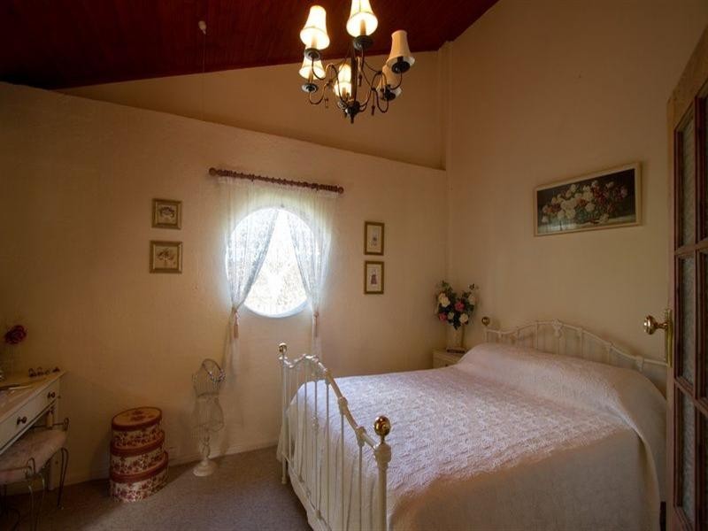 11 Bourke Street, Pyalong VIC 3521