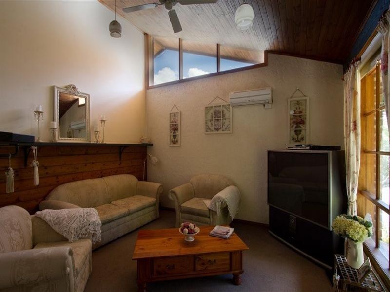 11 Bourke Street, Pyalong VIC 3521