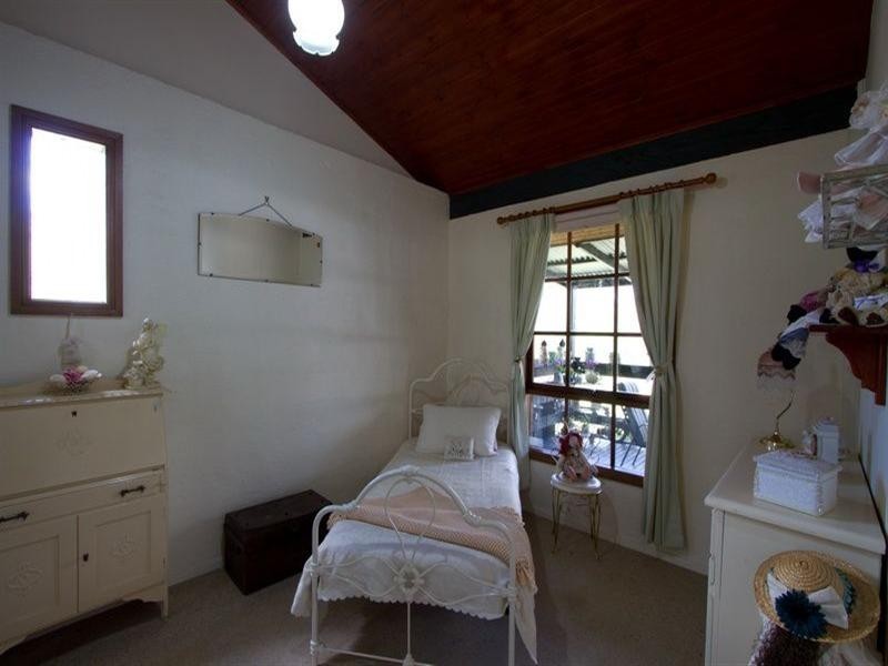 11 Bourke Street, Pyalong VIC 3521