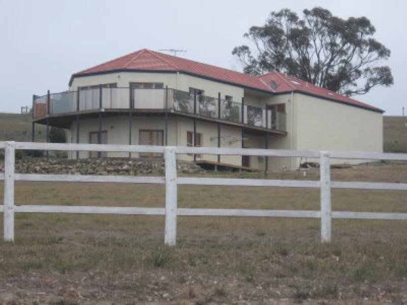 15 Siena Way, Hidden Valley VIC 3756