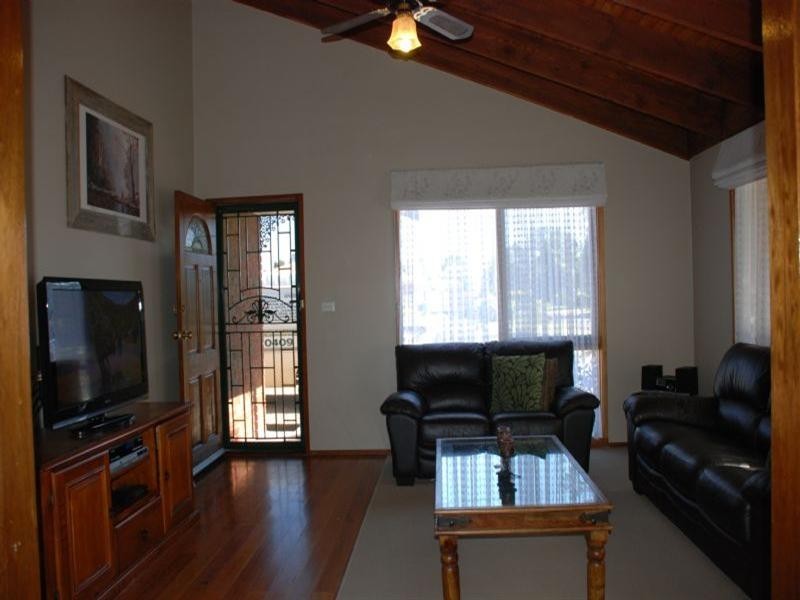 8 Butler Court, Wallan VIC 3756