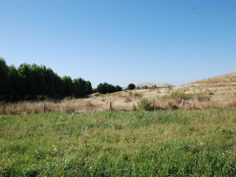 8 Butler Court, Wallan VIC 3756