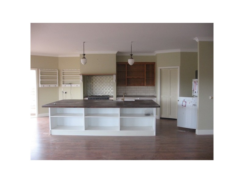 15 Siena Way,, Hidden Valley VIC 3756