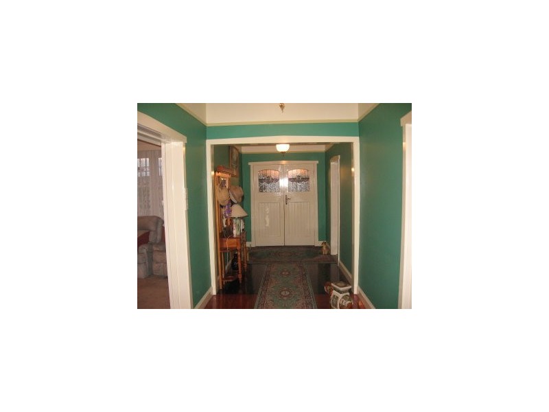 73 HAMILTON Street, Kilmore VIC 3764