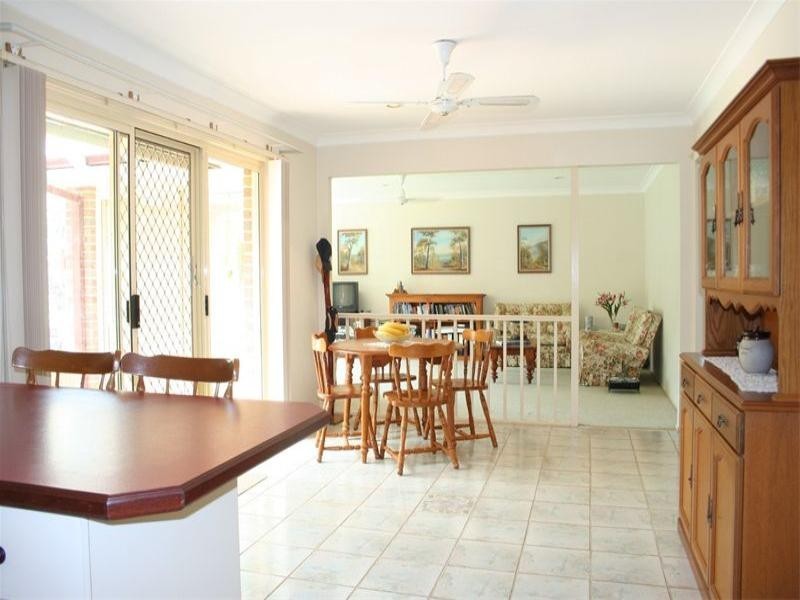 10 Leichhardt Road, Valentine NSW 2280