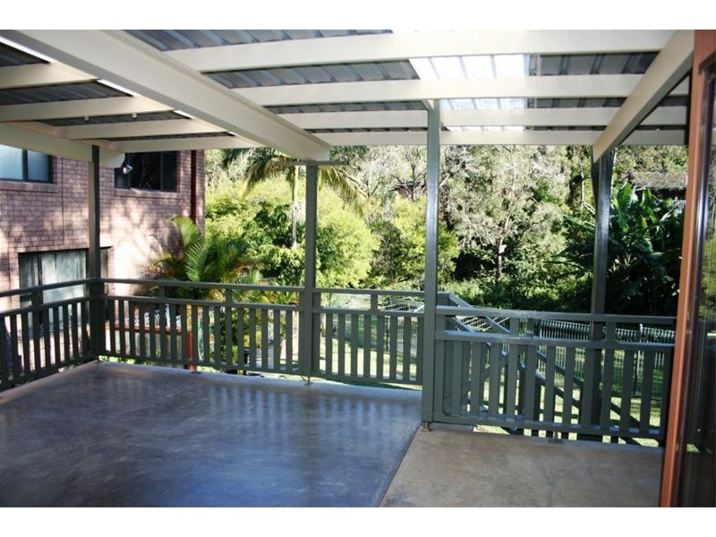 4 Yerambla Close, Eleebana NSW 2282